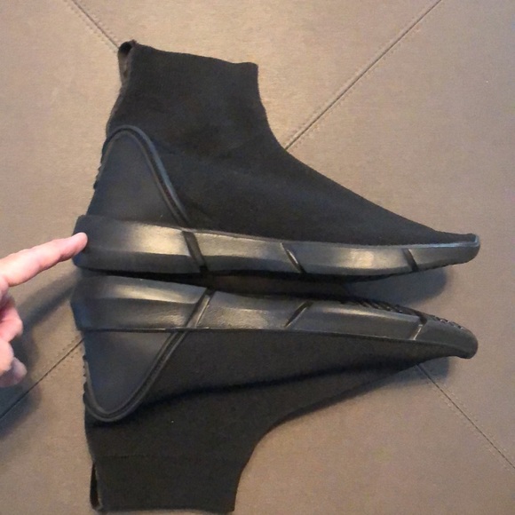 New without tags ASOS stretch boots. Comfortable, stylish, ready to be rocked🌟 - Picture 3 of 5